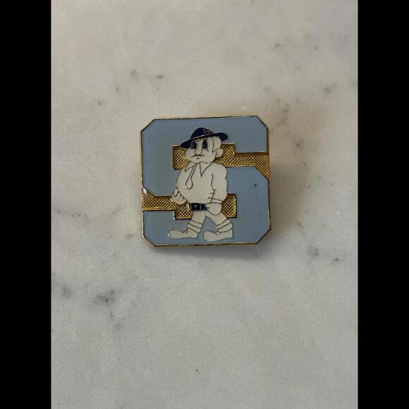 Vintage Syracuse University Pin - Cheerful Raider Design - Picture 1 of 3